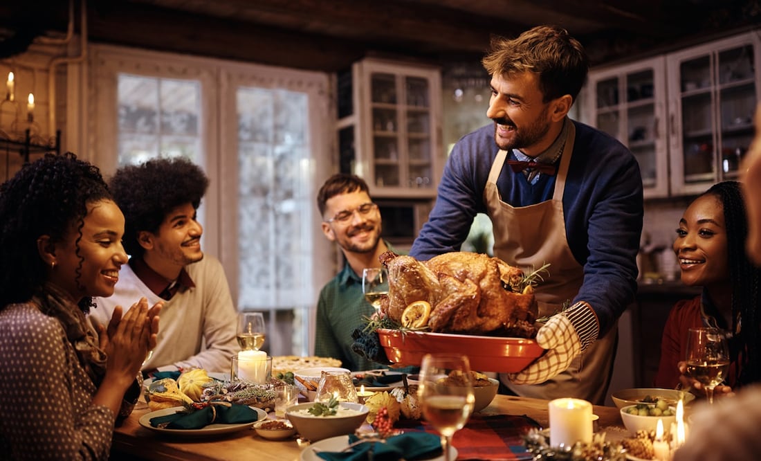 Celebra Acción de Gracias “saludable y feliz” con estos consejos de la American Heart Association. Foto: iStock-Drazen Zigic