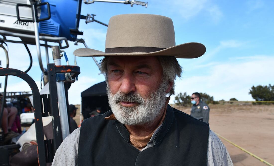 Juicio contra Alec Baldwin revela munición real en set de "Rust". AFP