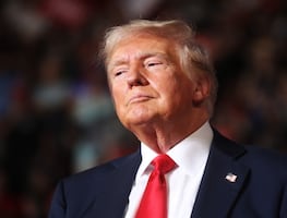 Trump acepta debatir con Kamala Harris: "desafío aceptado"