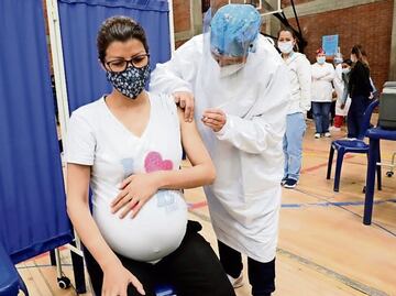 Covid-19. Comprueban que leche materna de vacunadas protege a los lactantes