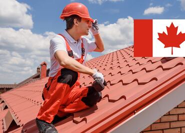 Trabaja en Canadá colocando tejas en techos y gana $30,800; sin inglés ni francés