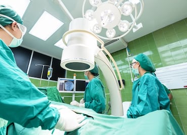 Tragedia en Durango: Niña de 14 años muere tras cirugía estética; padre señala a la madre y a su pareja como presuntos responsables