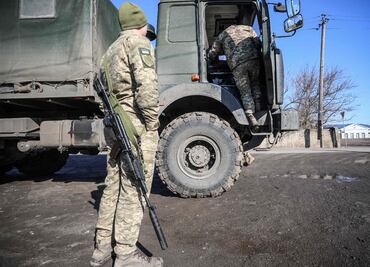 Tropas rusas se movilizan en Donetsk y Lugansk