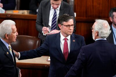 Mike Johnson, aliado de Trump, es elegido nuevo presidente de la Cámara Baja de Estados Unidos