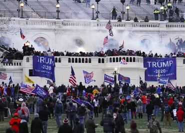 Hallan culpable a primer enjuiciado por asalto al Capitolio