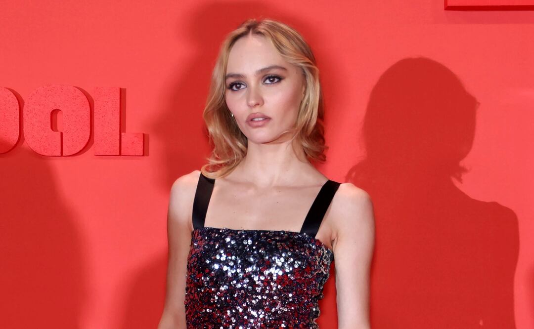 Lily-Rose Depp conquista Cannes con minivestido de lentejuelas en medio de polémica por ‘The Idol’. Foto: AP