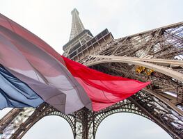 Conmoción en Francia por muerte de adolescente tras brutal golpiza al salir de clase