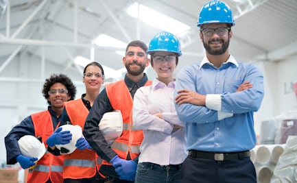 Trabajadores podrían obtener permiso con sueldo para resolver asuntos personales, como trámites y citas médicas