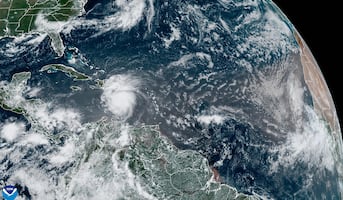 Tras devastar varias islas caribeñas, Beryl se debilita a categoría 4 rumbo a Jamaica