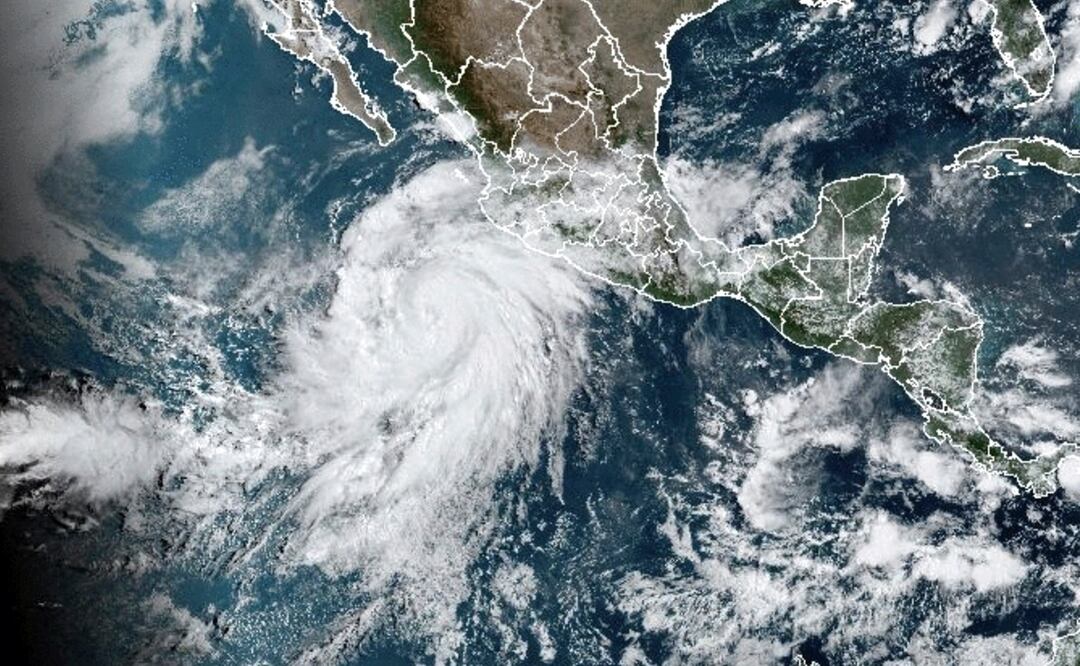 Huracán Hilary (NOAA via AP)