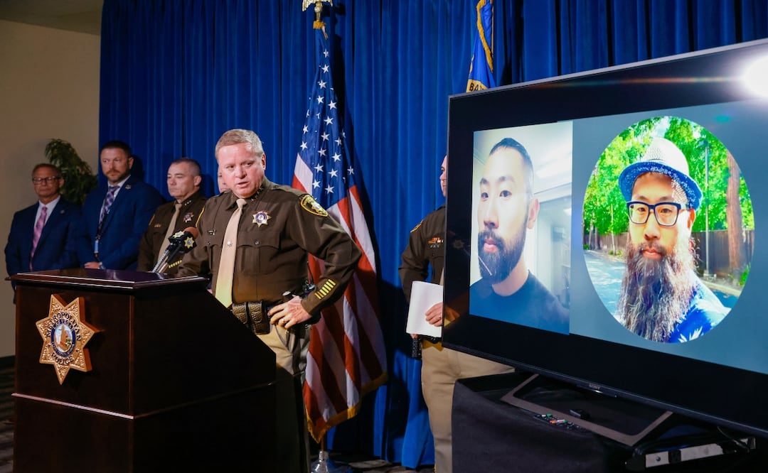 Gobierno de EU presenta cargos contra un hombre por incendiar vehículos de Tesla en Las Vegas. Foto: Bizuayehu Tesfaye/Las Vegas Review-Journal via AP