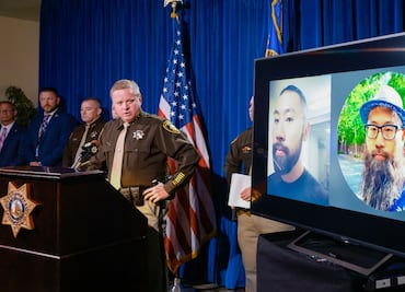 Gobierno de EU presenta cargos contra un hombre por incendiar vehículos de Tesla en Las Vegas