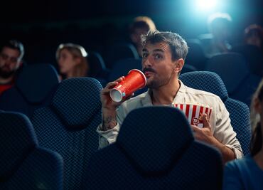 ¿Puedes meter comida al cine? Profeco aclara supuesta “lista de alimentos” que circula en internet