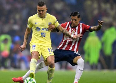 Chivas sufre baja de Carlos Cisneros por lesión; se pierde el Apertura 2023