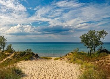 Cierran sección del parque Indiana Dunes por derrame químico