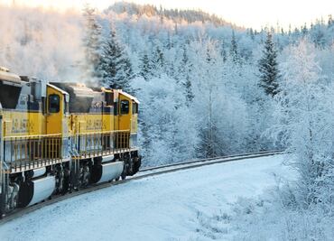 Sube al tren para 'perseguir' auroras boreales en Alaska en 2021