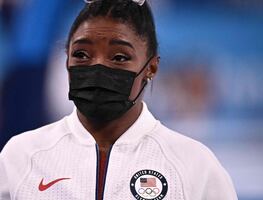 ¿Por qué se retiró Simone Biles de la final por equipos?
