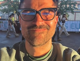 ExRBD denuncia robo en el AICM: le abrieron las maletas y robaron los regalos para sus hijos; "me da un coraje enorme"