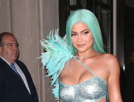 Kylie Jenner luce su jumpsuit más arriesgado en Instagram