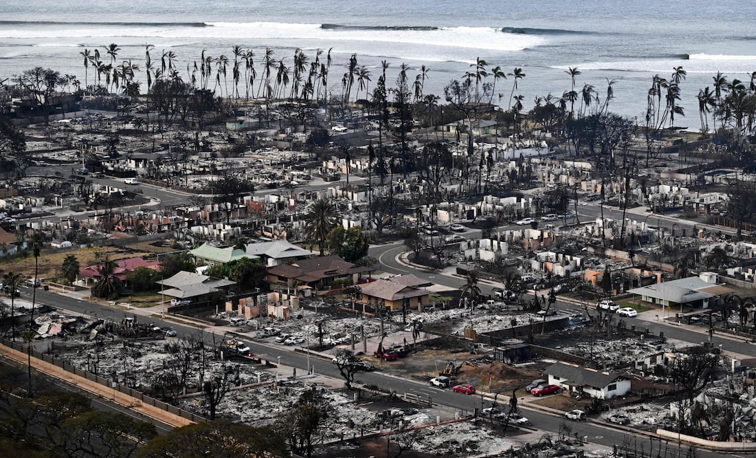 Gobierno de Biden envía equipo forense a Hawái para ayudar a identificar a víctimas. (Photo by Patrick T. Fallon / AFP)
