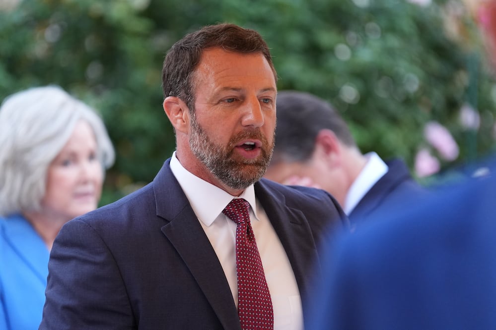 ¿Qué pasó con el avión del secretario de Seguridad de EU? Perdió un motor en pleno vuelo. (AP Photo/Alex Brandon)