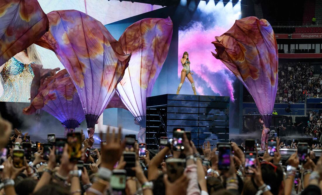 Fans de Taylor Swift hacen temblar la tierra en Edimburgo; registran actividad sísmica durante shows (Photo by JEFF PACHOUD / AFP)