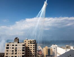 Israel ordena a sus ciudadanos del norte refugiarse ante infiltración aérea desde Líbano