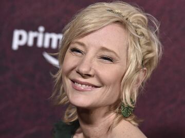 Presumen que la actriz Anne Heche conducía bajo los efectos de las drogas