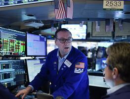 Fed aumenta tasa de interés en 3 cuartos de punto para combatir la inflación