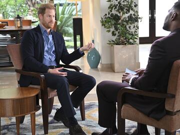 Príncipe Harry niega haber acusado a la familia real de racismo