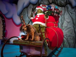 Universal Orlando lanza nuevo menú y tienda por fiestas navideñas