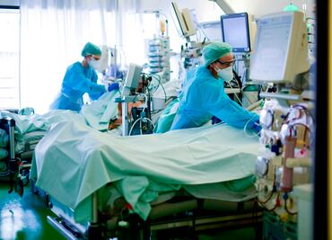 Enfermera acusa a médico de infectarla de Covid-19 'intencionalmente'