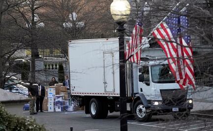  Un camión de mudanzas ante la Casa Blanca se vuelve viral 