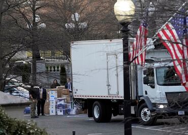Un camión de mudanzas ante la Casa Blanca se vuelve viral