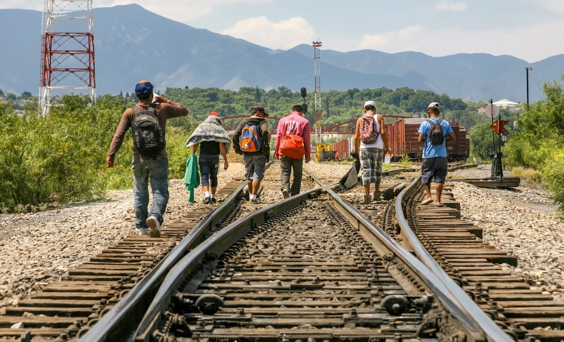 Más de 13 millones de migrantes atravesaron por México durante gobierno de AMLO. Foto: iStock / Photo Beto