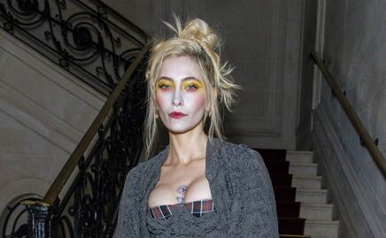 Paris Jackson presume su belleza con vestido transparente de atrevido escote