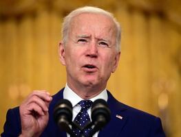 Un Biden conciliador dice que tuvo una llamada respetuosa y sincera con Putin