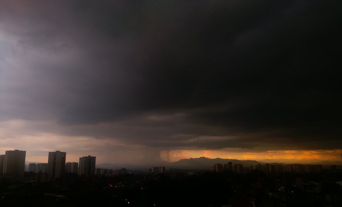 Clima CDMX y Valle de México: Lluvias y posible granizo para hoy, martes 25 de marzo. Foto iStock / Alejandro Cruz