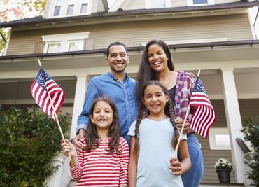 USCIS actualiza la guía para la naturalización de hijos de ciudadanos estadounidenses