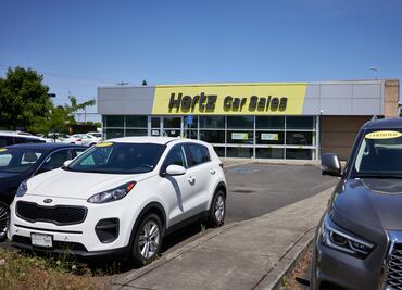 Por esta razón, Hertz se deshace de 20 mil autos eléctricos y compra autos de gasolina