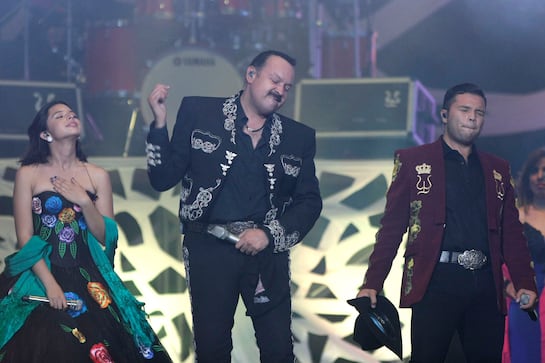 'Estallan' contra Pepe Aguilar y piden sacarlo del Rodeo Houston 2026: “No representa los valores de Texas”