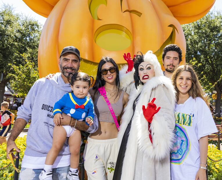 Alejandro Fernández/ Foto Cortesía: Christian Thompson/Disneyland Resort
