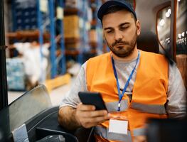 Profeco urge a fabricantes suspender de forma inmediata el bloqueo de celulares. ¿Qué pasará?