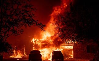 Niño salva a sus padres de incendio en casa; no olían el humo por el covid