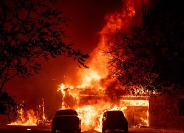 Niño salva a sus padres de incendio en casa; no olían el humo por el covid