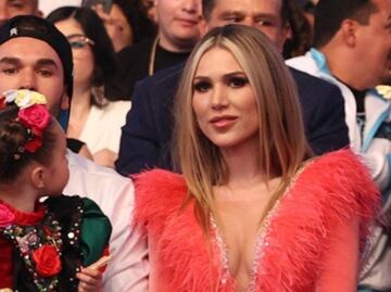 El minivestido traslúcido de lujo con el que la esposa de Canelo Álvarez se robó la atención