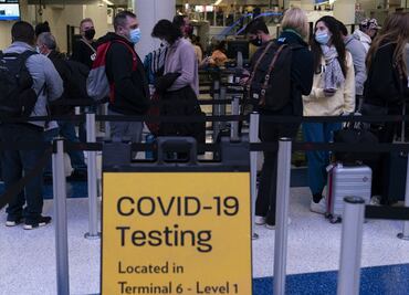 Ómicron, presente en 36 estados de Estados Unidos: CDC