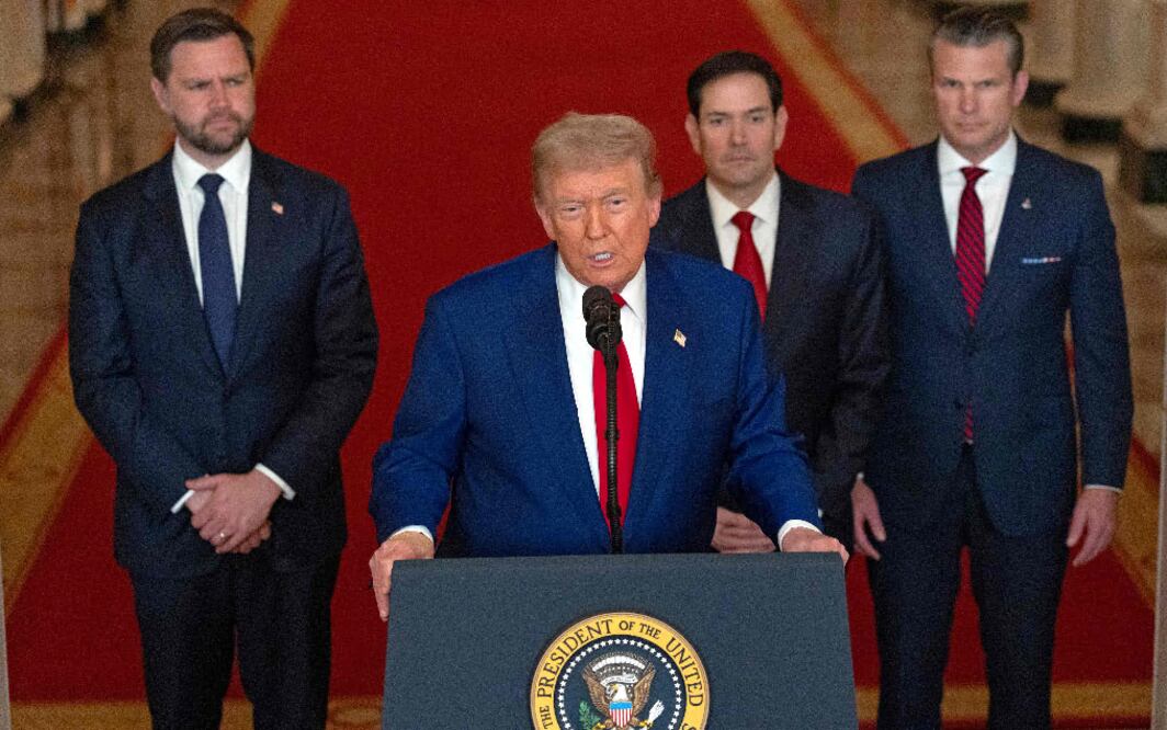 ¿Ha comenzado la guerra total entre EU e Irán tras el ataque masivo ordenado por Trump? Photo by CARLOS BARRIA / POOL / AFP