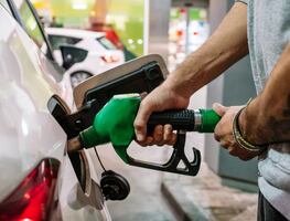 Precio de la gasolina hoy 8 de septiembre 2023: Costo de MAGNA y PREMIUM en México