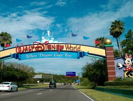 Disney World solicita asistente de chef; pagan 19 dólares por hora